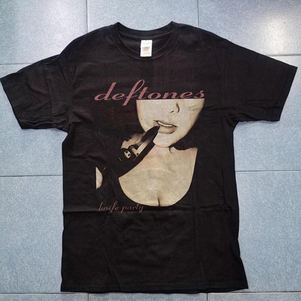 Deftones Music Band In Unisex Shirt